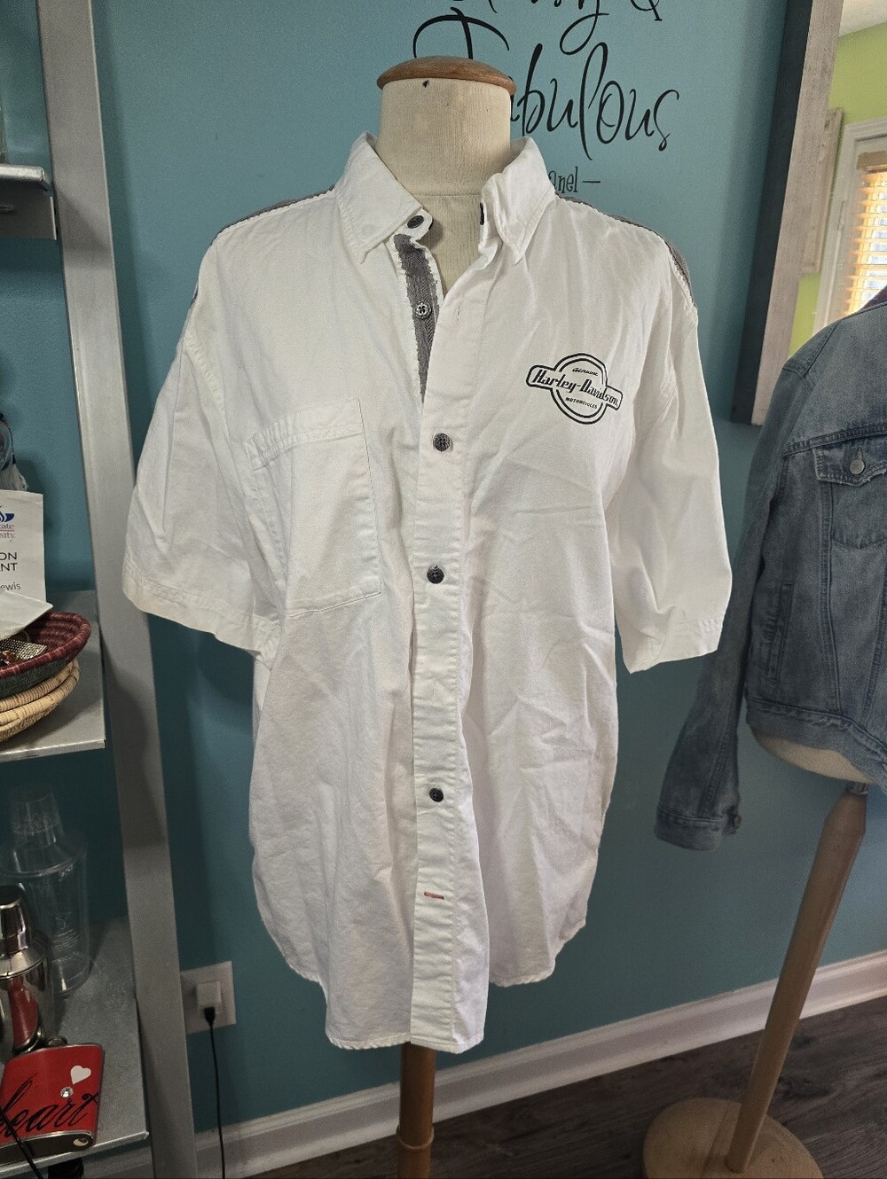 Harley-Davidson White Short-Sleeve Button-Down Shirt with Logo
